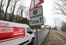 Glatteiskurve Extertal - Archivfoto: Jens Rademacher