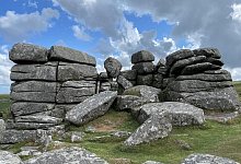 Felsformation im Dartmoor - Christoph Driessen/dpa-tmn