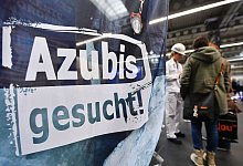 Azubis gesucht - Martin Schutt/zb/dpa