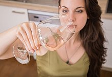 Korkender Wein - Christin Klose/dpa-tmn