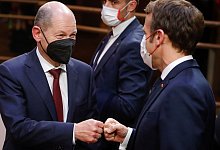 Scholz und Macron - Foto: Stephanie Lecocq/Pool EPA/AP/dpa