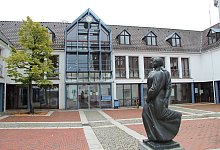 SL AD Rathausvorplatz - Cordula Gr&ouml;ne