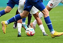 Fu&szlig;ball - Uli Deck/dpa/Symbolbild