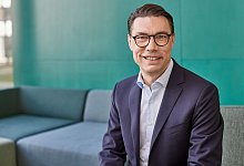 Oliver Eckert - --/DuMont/dpa