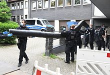 Polizeieinsatz wegen Drogenkriminalit&auml;t - Foto: Stephan Witte/KDF-TV & Picture/dpa