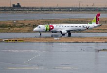 Portugiesische Fluggesellschaft TAP - Jens Kalaene/dpa-Zentralbild/dpa