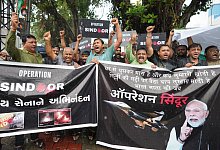 Spannungen zwischen Indien und Pakistan - Ajit Solanki/AP/dpa