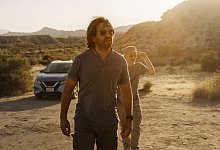 Elyas M'Barek spielt in "Tausend Zeilen" den Reporter Romero. - Marco Nagel/Warner Bros./dpa