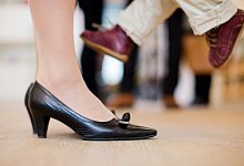 Alleinerziehende Mutter mit Kind - Foto: Rolf Vennenbernd