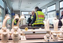 Durchsuchungen in f&uuml;nf Bundesl&auml;ndern - Foto: Christoph Reichwein/dpa