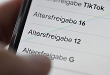 Jugendmedienschutz - Bernd Weißbrod/dpa