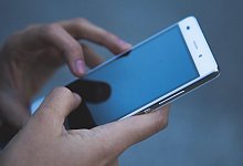 hands-1851218_1920 - 1 - Pixabay