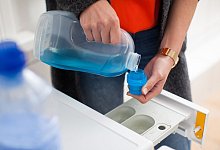 Fl&uuml;ssigwaschmittel - Christin Klose/dpa-tmn