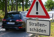 Straßenschäden - Patrick Pleul/dpa-Zentralbild/ZB