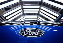 Betriebsrat: Ford-Management zückt erneut den Rotstift - Rolf Vennenbernd/dpa