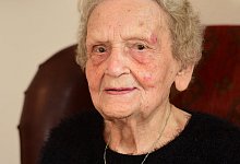 nic_3811 - 4 - 1 - Nicole Ellerbrake