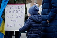 Demonstration gegen den Krieg in der Ukraine in Berlin. - Kay Nietfeld/dpa