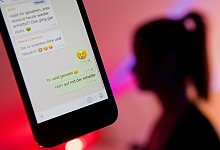 Cybermobbing - Julian Stratenschulte/dpa