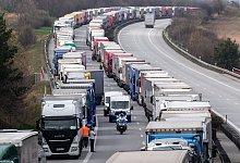 Stau bei Görlitz - Foto: Robert Michael/dpa-Zentralbild/dpa