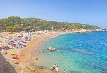 Spaniens Strände werden voller - Emilio Rappold/dpa