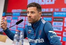 Bayer Leverkusen - Pressekonferenz mit Trainer Xabi Alonso - Christoph Reichwein/dpa