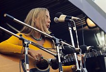 Joni Mitchell beim Isle of Wight Festival 1970. - -/UPI/dpa
