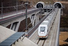 Neubaustrecke - Christoph Schmidt/dpa