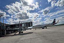 In den Sommerferien werden am Airport... - Jens Reddeker
