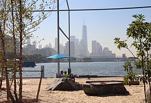 Strand in Manhattan - Christina Horsten/dpa