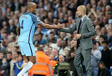 Vincent Kompany und Pep Guardiola - Martin Rickett/Press Association/dpa