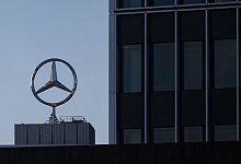 Mercedes-Benz Werk in Untert&uuml;rkheim - Marijan Murat/dpa