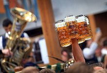 Datenschutz und Oktoberfest – was sich im September ändert - Karl-Josef Hildenbrand/dpa