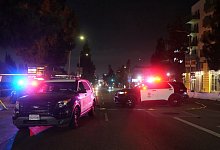 Auto f&auml;hrt in Menschenmenge in Hollywood - Damian Dovarganes/AP/dpa