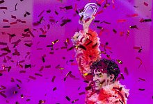 Kaputte ESC-Troph&auml;e - Jens B&uuml;ttner/dpa