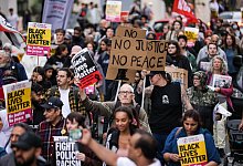 Debatte &uuml;ber Polizeigewalt in England - James Speakman/PA Wire/dpa