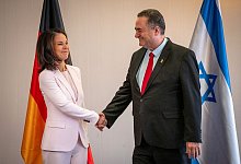 Au&szlig;enministerin Baerbock besucht Israel - Soeren Stache/dpa