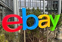 Logo von Ebay vor der Deutschland-Zentrale in Kleinmachnow - Christoph Dernbach/dpa