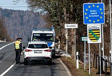 Kontrolle an der deutsch-tschechischen Grenze - Foto: Ond&oslash;ej H&aacute;jek/CTK/dpa/Archivbild