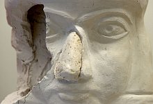 Restaurierung eines fr&uuml;hsumerischen Kopfes - Marc Tirl/dpa/dpa-tmn