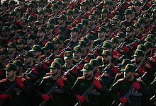 Milit&auml;rparade im Iran - Vahid Salemi/AP/dpa