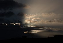 Sonne und Wolken - Rolf Vennenbernd/dpa