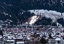 Oberstdorf - Foto: Daniel Karmann/dpa