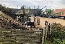 Brand auf dem Gel&auml;nde von Karls Erdbeerhof - Wilhelm Pischke/dpa