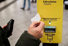 BVG Fahrschein - Carsten Koall/dpa