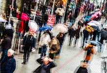 Impulskäufe: So widerstehen Sie der kurzfristigen Versuchung - Swen Pförtner/dpa/dpa-tmn