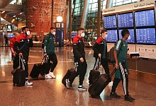 FC Bayern in Katar angekommen - Foto: -/FIFA/dpa