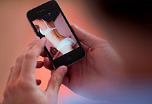 Sexting-dpa - Julian Stratenschulte/dpa