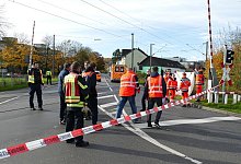 Tödlicher Zugunfall an Bahnübergang im Rhein-Sieg-Kreis - Marius Fuhrmann/dpa