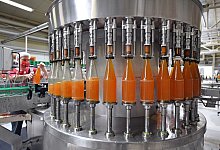 Stiftung Warentest pr&uuml;ft Apfels&auml;fte - Foto: Martin Schutt/dpa-Zentralbild/dpa-tmn