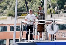 Max Verstappen (l.) und Virgil van Dijk - Luca Bruno/AP/dpa